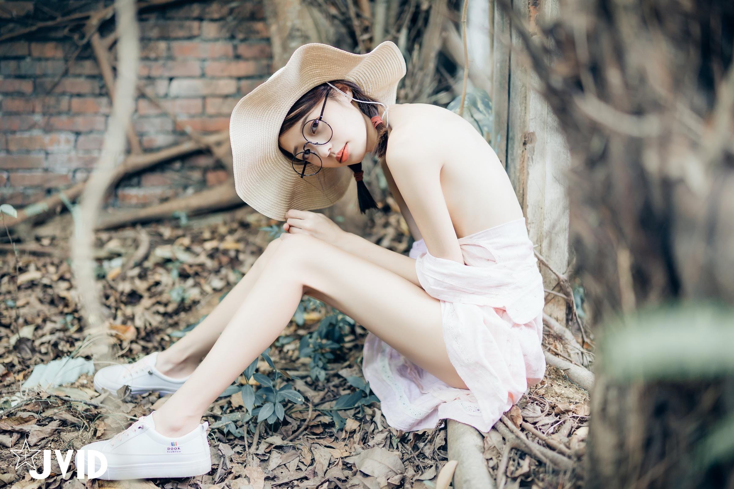 JVID厂牌系列全裸无圣光性感写真